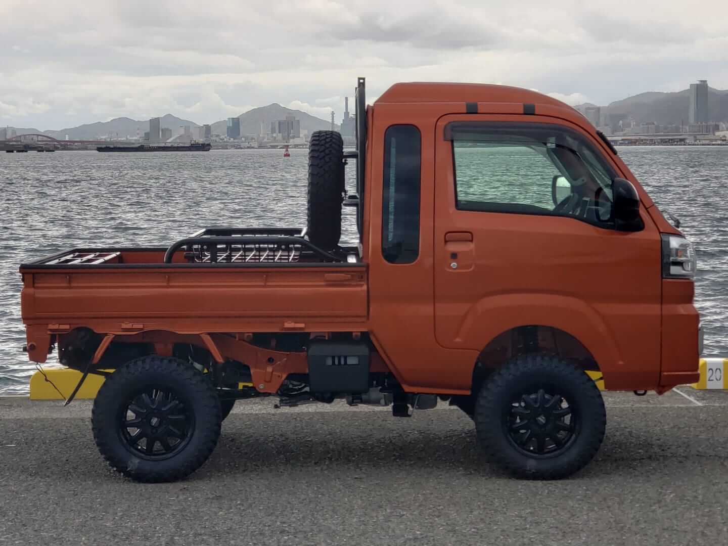 2022 Daihatsu Hijet Jumbo Extreme | Mini Monsters